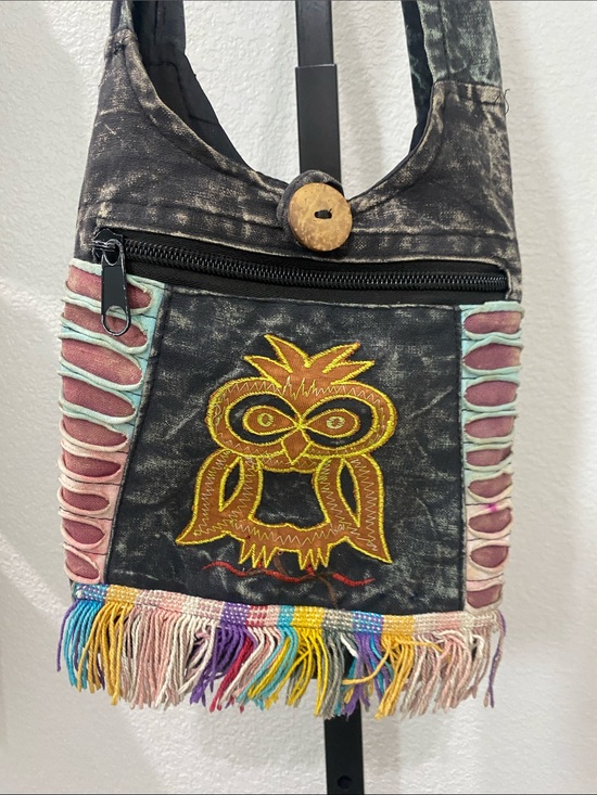 Source Unknown Handbags - Boho Owl Fringe Shoulder Bag in Black with Multicolor Accents 8x8 brand new